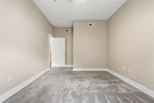 3655 Peachtree Rd NE, Atlanta, GA 30319 - Photo 27