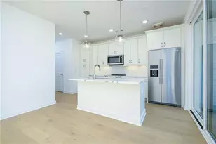 1050 Stacks Ave SE, Atlanta, GA 30315 - Photo 9