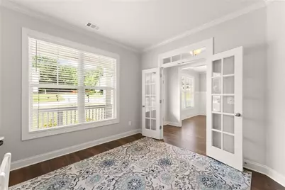 4718 Shady Lake Circle, Gainesville, GA 30507 - Photo 7