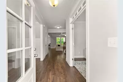 4718 Shady Lake Circle, Gainesville, GA 30507 - Photo 5