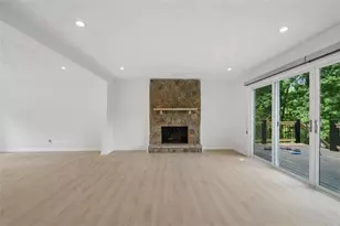 5132 Willow Point Parkway NE, Marietta, GA 30068 - Photo 7