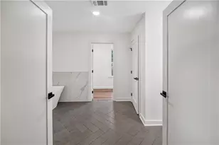 708 Rochelle Dr SW, Atlanta, GA 30310 - Photo 19