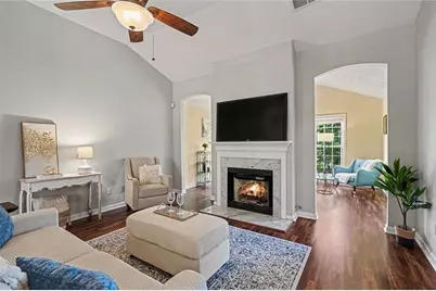 1621 Cregon Court, Lawrenceville, GA 30043 - Photo 3