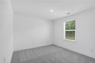 128 Armory Crk Dr, Jackson, GA 30233 - Photo 3