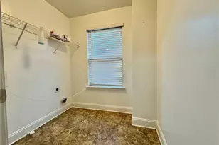 320 Brks Vlg Dr, Pendergrass, GA 30567 - Photo 17