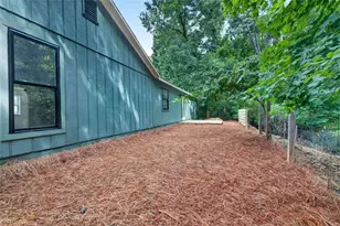 4398 Old Lake Dr, Decatur, GA 30034 - Photo 3