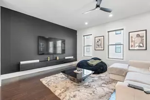 2004 Oak Ln NW, Atlanta, GA 30318 - Photo 5