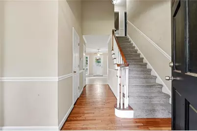 722 Bedrock Run, Lawrenceville, GA 30043 - Photo 3