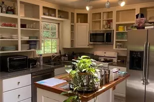 4690 Huntley Dr, Atlanta, GA 30342 - Photo 7