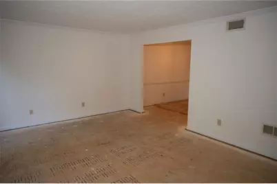 2210 Laurel Mill Way, Roswell, GA 30076 - Photo 5