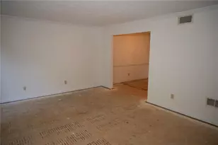 2210 Laurel Mill Way, Roswell, GA 30076 - Photo 5