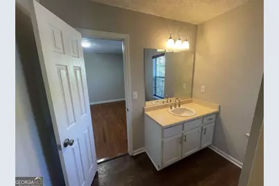3015 Cascade Manor Drive, Decatur, GA 30034 - Photo 9