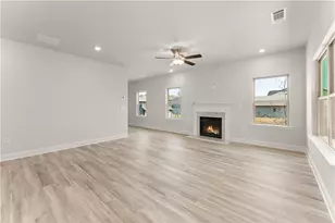 266 Magnolia Villas Dr, Cornelia, GA 30531 - Photo 11