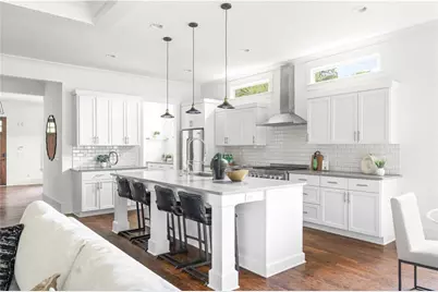 295 Mathews Avenue NE, Atlanta, GA 30307 - Photo 9