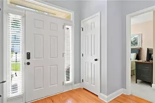 643 Royal Crest Ct, Canton, GA 30115 - Photo 5