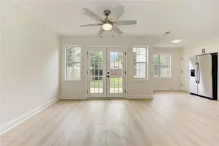 1039 Boardwalk Dr, Lawrenceville, GA 30044 - Photo 19