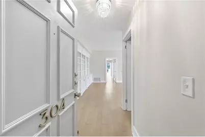 2632 Peachtree Road NW #304B, Atlanta, GA 30305 - Photo 5