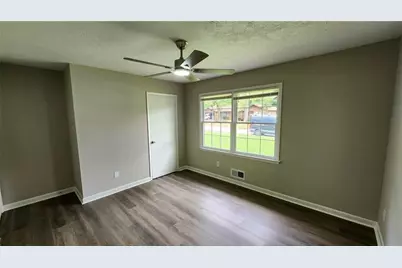 1007 Strawberry Lane, Ellenwood, GA 30294 - Photo 13