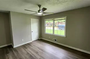 1007 Strawberry Ln, Ellenwood, GA 30294 - Photo 13