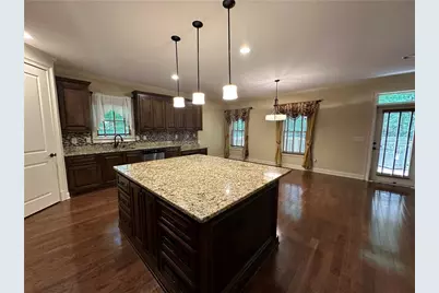 510 Lake Medlock Drive, Johns Creek, GA 30022 - Photo 11
