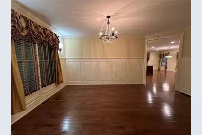 510 Lake Medlock Drive, Johns Creek, GA 30022 - Photo 7