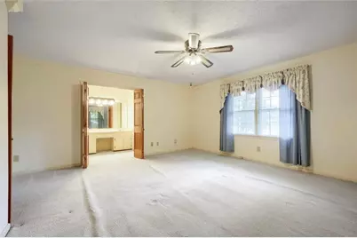1909 Lake Lucerne Way SW, Lilburn, GA 30047 - Photo 17