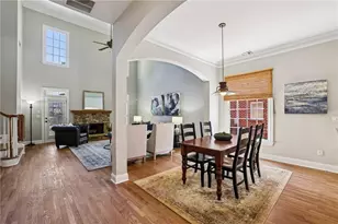 1200 Dunwoody Village Dr, Dunwoody, GA 30338 - Photo 11