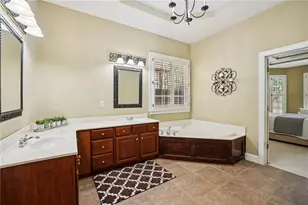 1200 Dunwoody Village Dr, Dunwoody, GA 30338 - Photo 19