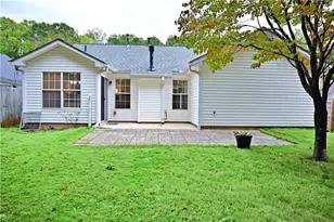 3198 Liberty Commons Dr NW, Kennesaw, GA 30144 - Photo 13