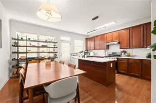 4356 Grove Field Ct, Suwanee, GA 30024 - Photo 9