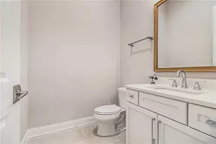 1094 Wimberly Rd NE, Brookhaven, GA 30319 - Photo 17