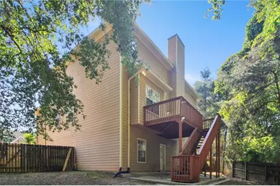 2011 Chelton Way SE, Smyrna, GA 30080 - Photo 3