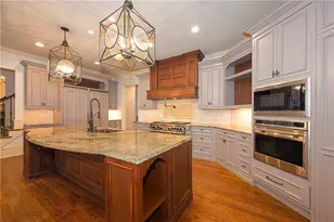 831 Camden Park Ct NE, Atlanta, GA 30342 - Photo 23