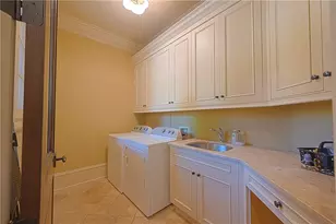 831 Camden Park Ct NE, Atlanta, GA 30342 - Photo 15