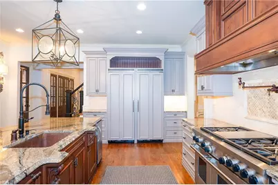 831 Camden Park Court NE, Atlanta, GA 30342 - Photo 29
