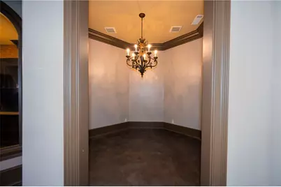 831 Camden Park Court NE, Atlanta, GA 30342 - Photo 49