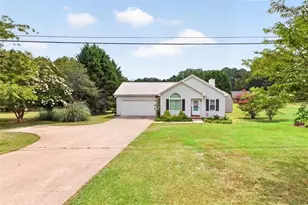 470 Hammond Rd, Statham, GA 30666 - Photo 33