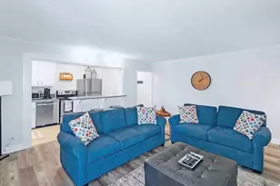 300 Peachtree St NE, Atlanta, GA 30308 - Photo 1