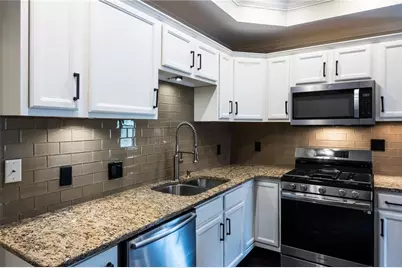 245 South Avenue SE, Atlanta, GA 30315 - Photo 3