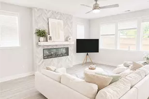 580 Briard Dr, Buford, GA 30518 - Photo 5