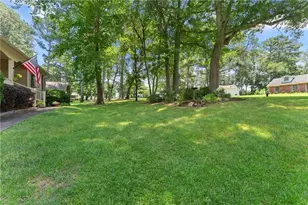 1155 Lakeridge Ct, Grayson, GA 30017 - Photo 7
