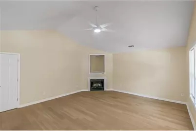 4447 English Loop, Lithonia, GA 30038 - Photo 7
