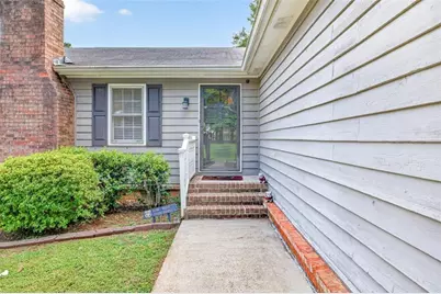 1561 Bentwood Drive SW, Lilburn, GA 30047 - Photo 41