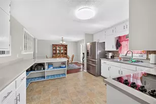 1561 Bentwood Dr SW, Lilburn, GA 30047 - Photo 13