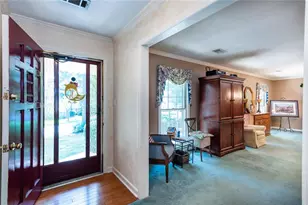 2291 Cambridge St, Snellville, GA 30078 - Photo 9