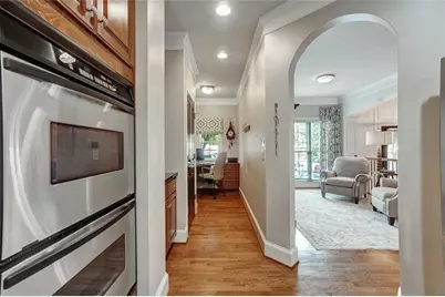 10755 Arlington Point, Johns Creek, GA 30022 - Photo 9