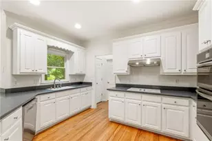 3005 Dogwood Hollow Ln, Lawrenceville, GA 30043 - Photo 21