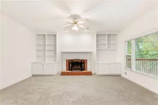 3005 Dogwood Hollow Ln, Lawrenceville, GA 30043 - Photo 17