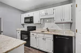 4004 Woodridge Way, Tucker, GA 30084 - Photo 9