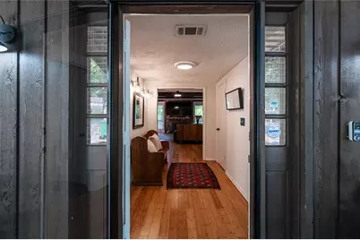 552 Edgefield Drive, Stone Mountain, GA 30087 - Photo 5